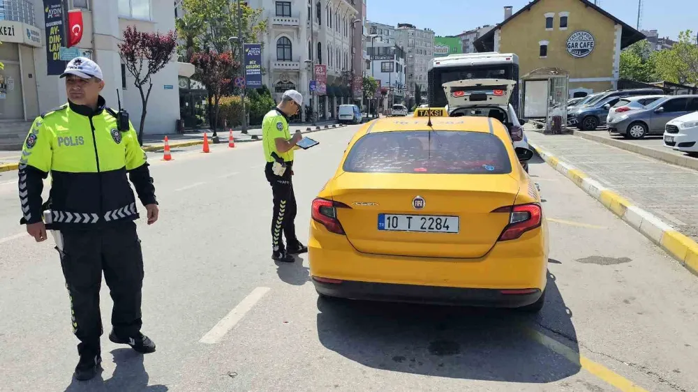 Bandırma’da trafik denetimlerinde ceza yağdı