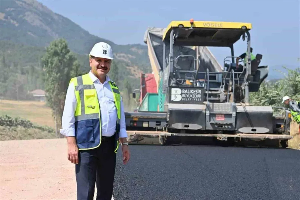 Balıkesir’de Kırsalda Asfaltsız Ve Parkesiz Yol Kalmayacak