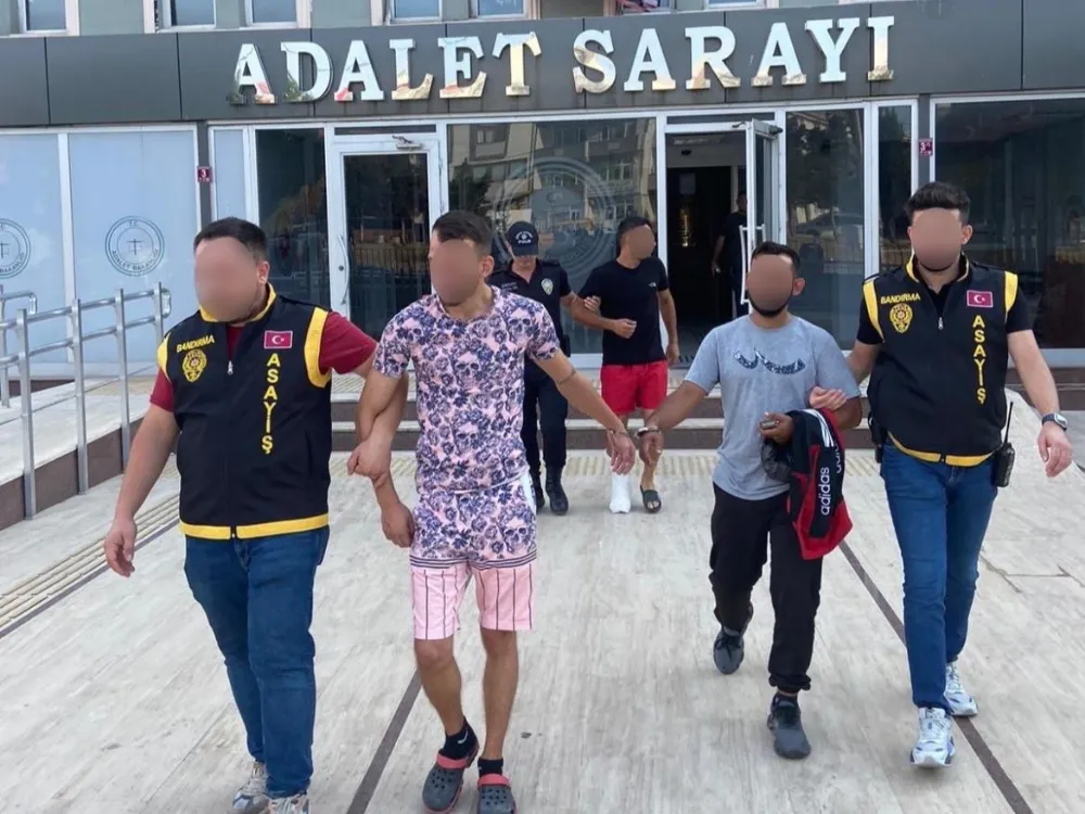 BANDIRMA’DA HIRSIZLIK ŞEBEKESİ ÇÖKERTİLDİ: 3 ŞÜPHELİ YAKALANDI