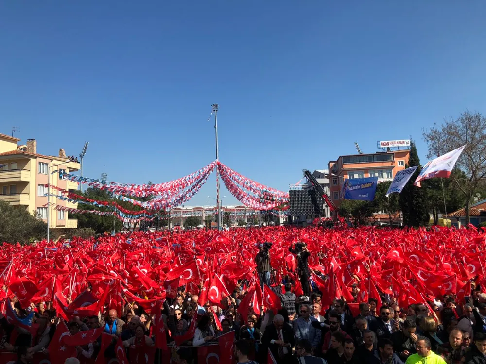 BALIKESİR VALİLİĞİ’NDEN YENİ GÖSTERİ VE TOPLANTI ALANLARI DUYURUSU