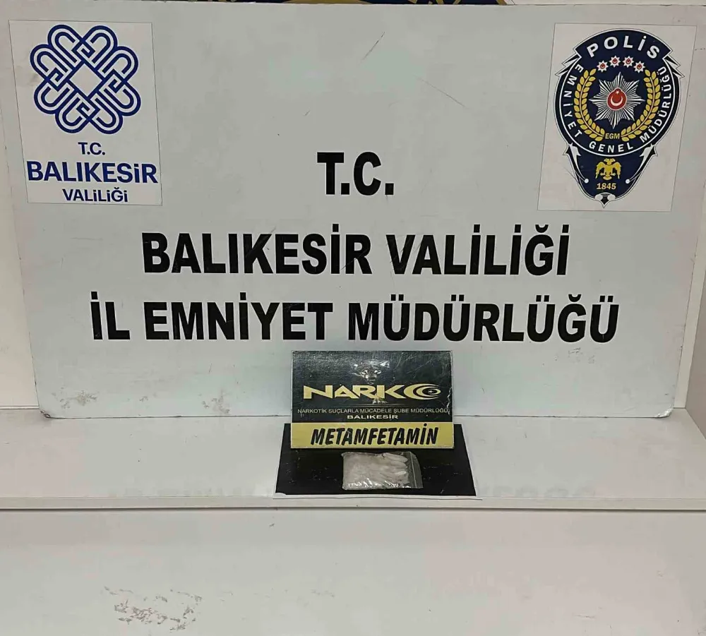 Balıkesir’de uyuşturucu taciri 2 kişi yakalandı