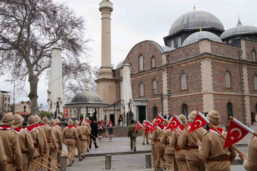 Balıkesir Lisesi keşşafları Çanakkale cephesine uğurlandı