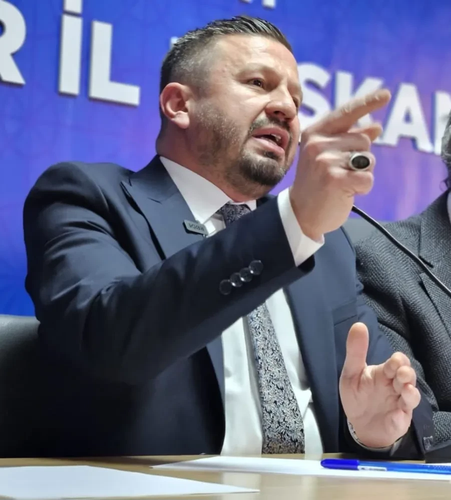 AK Parti Balıkesir İl Başkanı Mehmet Aydemir 