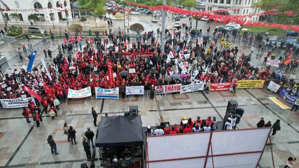 Bandırma’da 1 Mayıs kutlandı